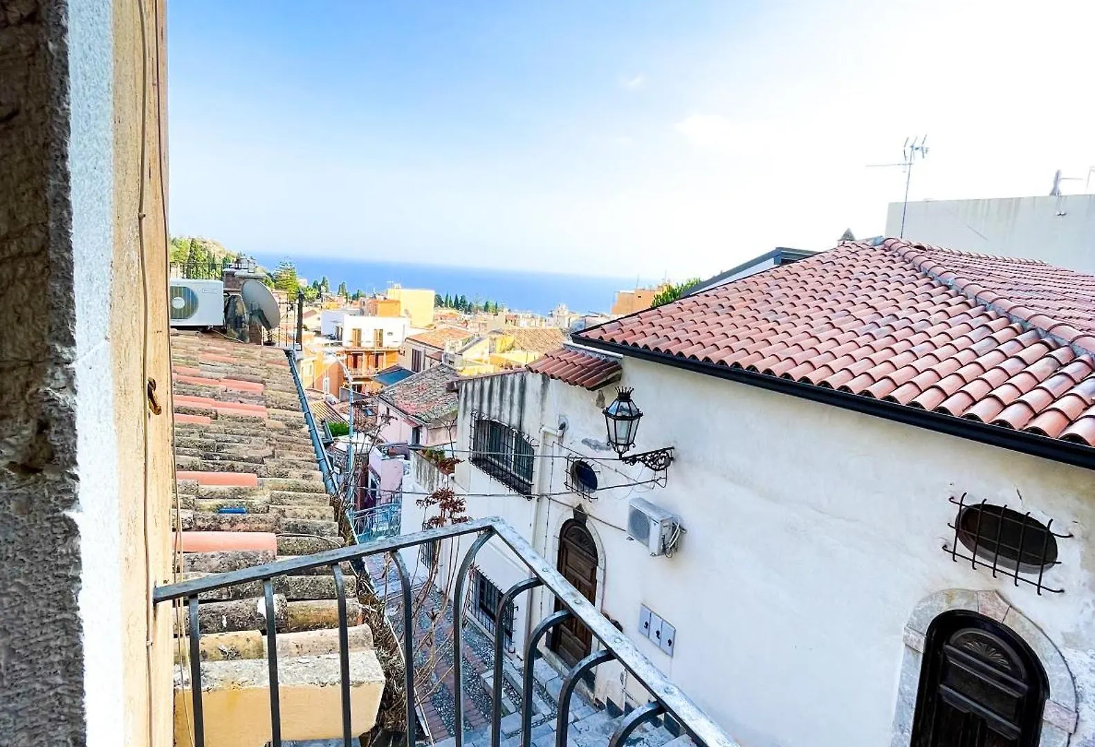 アパート Panoramic Taormina Centerアパートメント イタリア